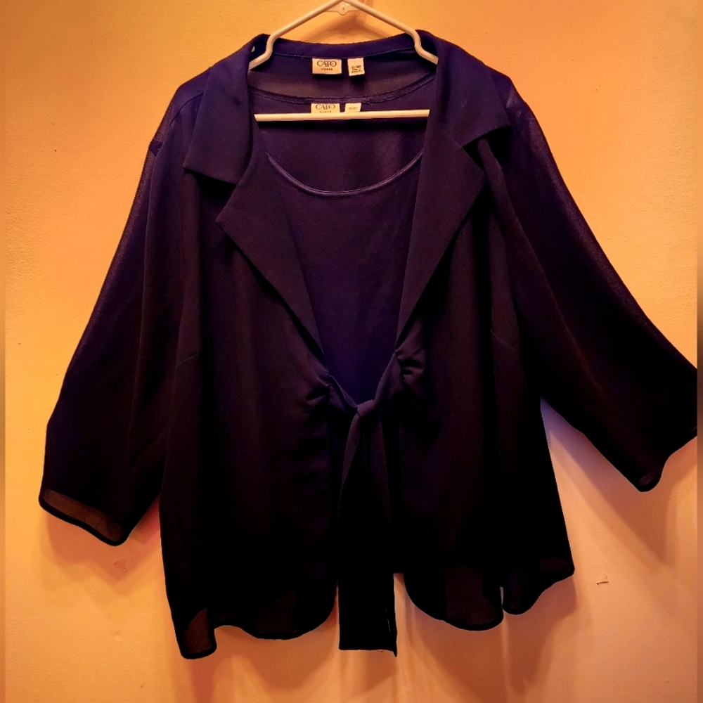 CATO Blouse with built-in tank. Size 26/28w